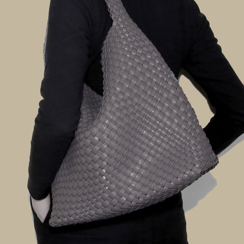 Elegant Woven Shoulder Bag