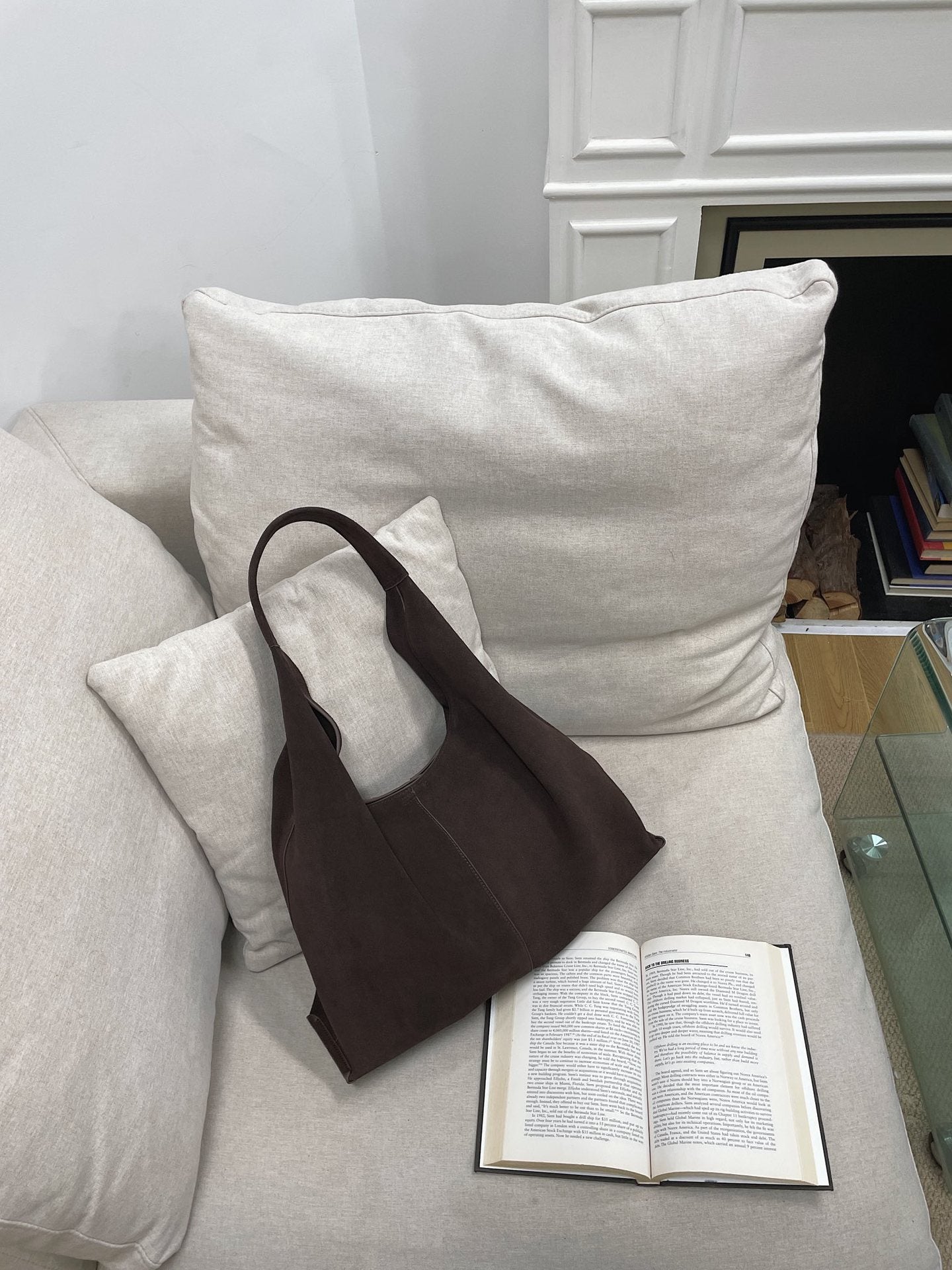 Autumn and winter new sanded leather triangle Tote bag large capacity commuter shoulder bag leisure all- leather women's bag