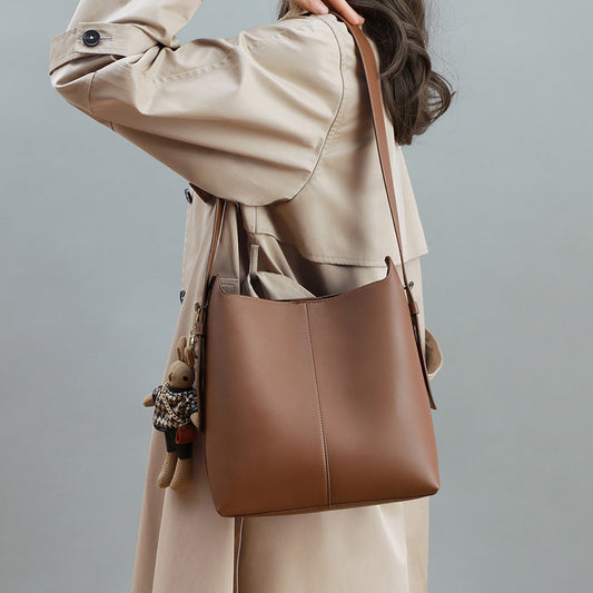 Genuine Leather Bucket Bag  Large Capacity Shoulder Bag
