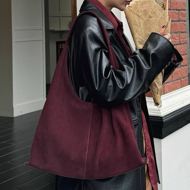 Autumn and winter new sanded leather triangle Tote bag large capacity commuter shoulder bag leisure all- leather women's bag